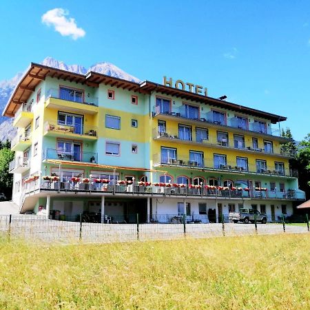 Hotel Martina เทลฟ์ส ภายนอก รูปภาพ