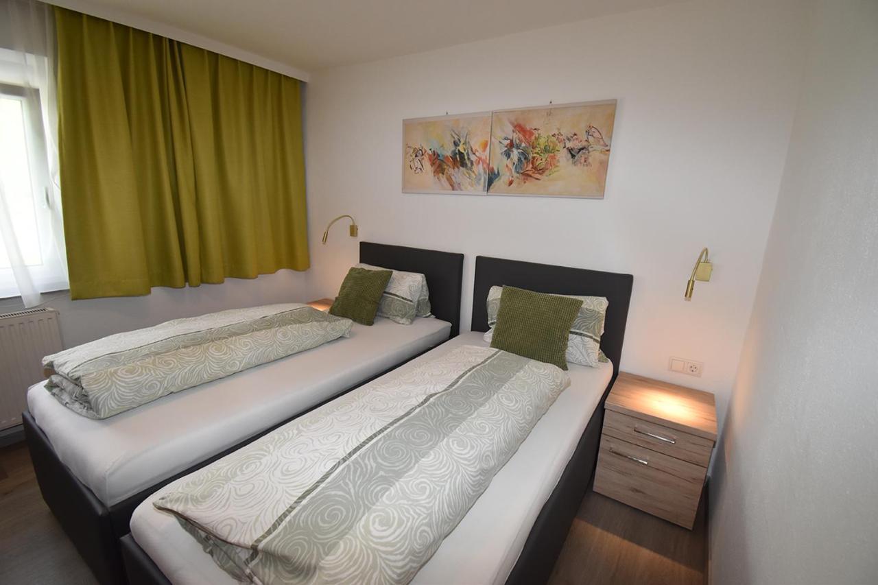 Hotel Martina เทลฟ์ส ภายนอก รูปภาพ